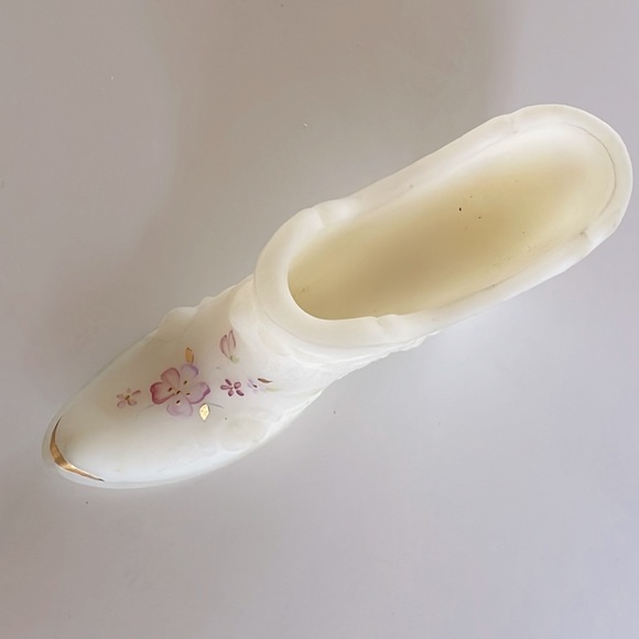VTG Fenton White Satin Shoe - Picture 5 of 8